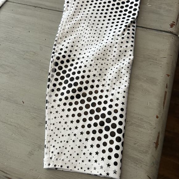 NWT Fabletics Powerhold Legging Sports Bra White Black Stars Dots 3pc Set Sz XXL - Picture 7 of 12